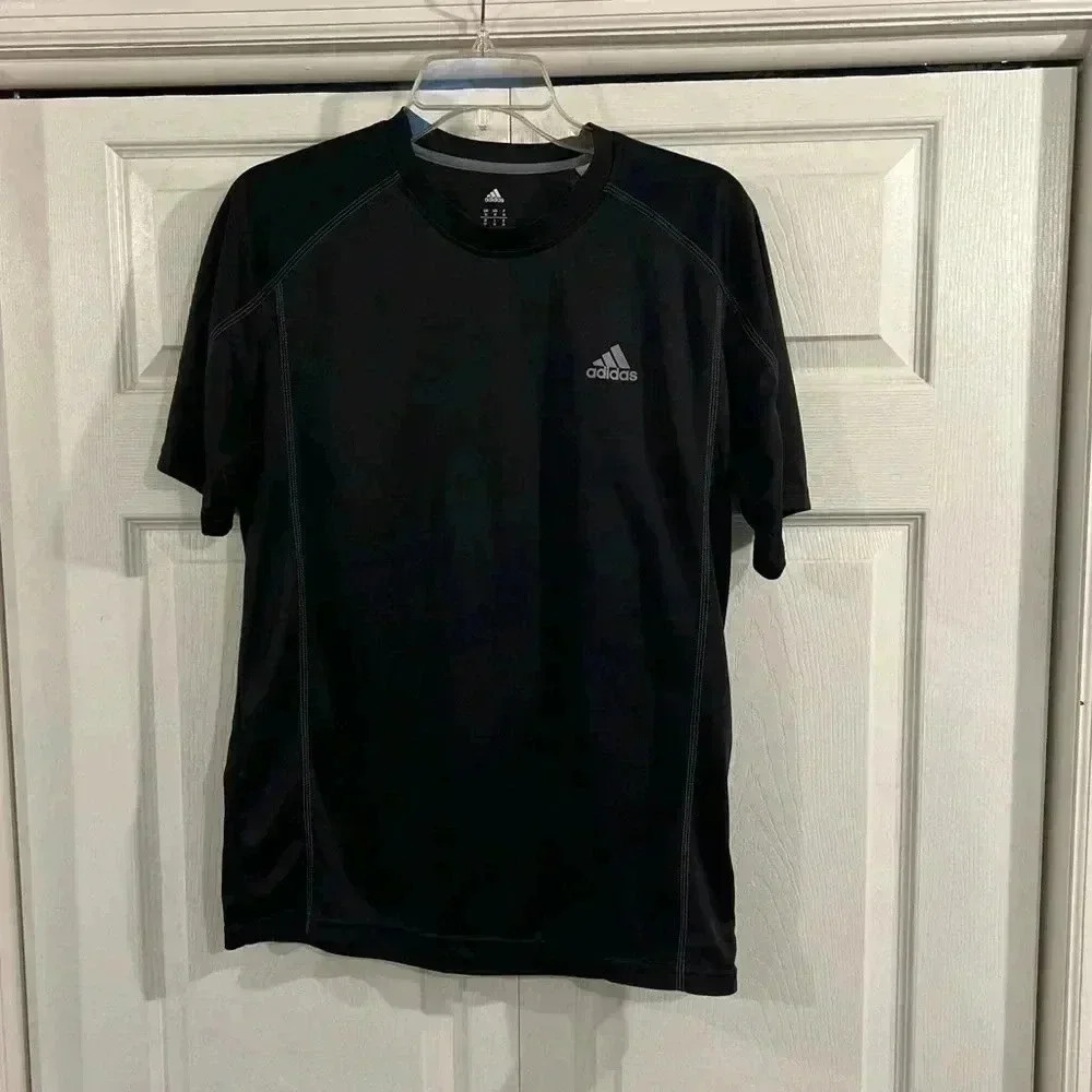 adidas Climalite Relaxed Activewear Tops for Men. Black color size M